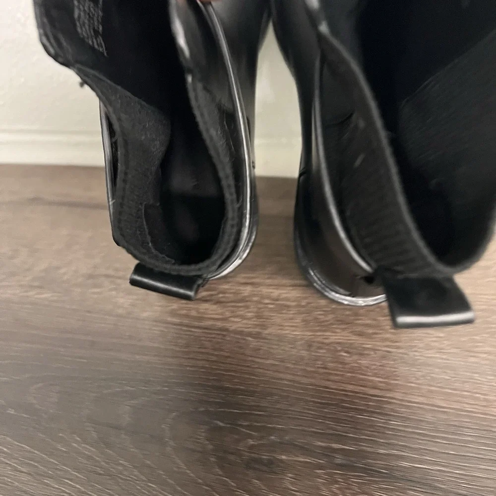 Tory Burch Double T Chelsea Boots Womens 8 Black Leather Ankle Pull On 8913